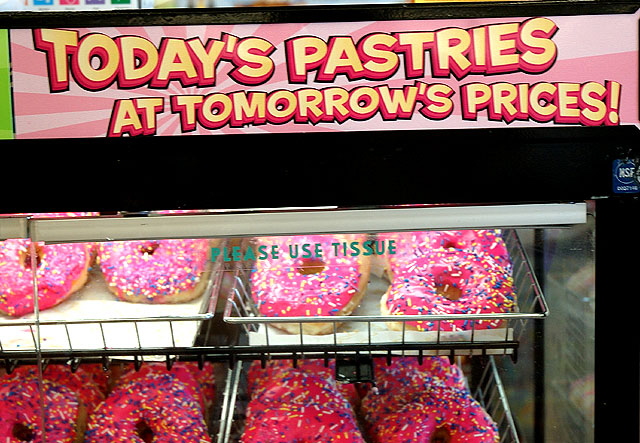 7-Eleven store at the intersection of Sepulveda and Venice Boulevards converted into a Kwik-E-Mart as part of a campaign for the opening of "The Simpsons Movie"