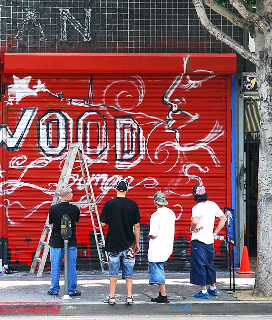 Hollywood Boulevard is getting a second Hookah Lounge -signage being painted, Friday, July 11, 2008