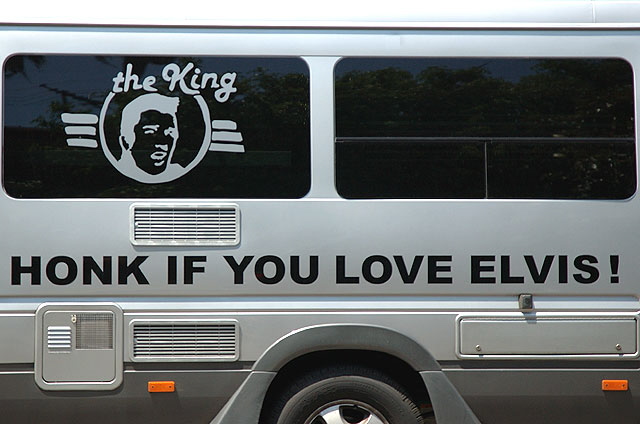 "Honk if You Love Elvis" RV