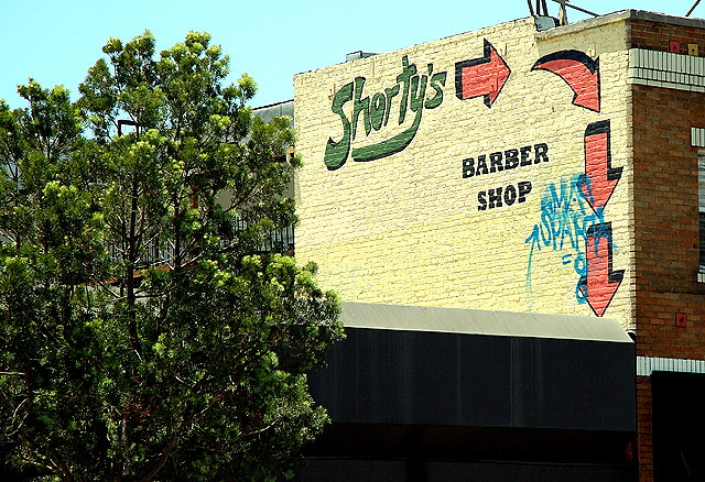 Shorty's Barber Shop, Hollywood