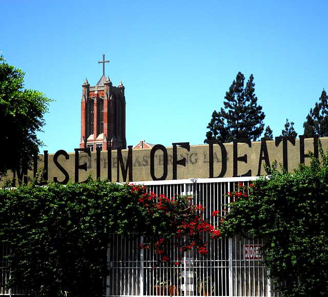 Museum of Death, Hollywood Boulevard