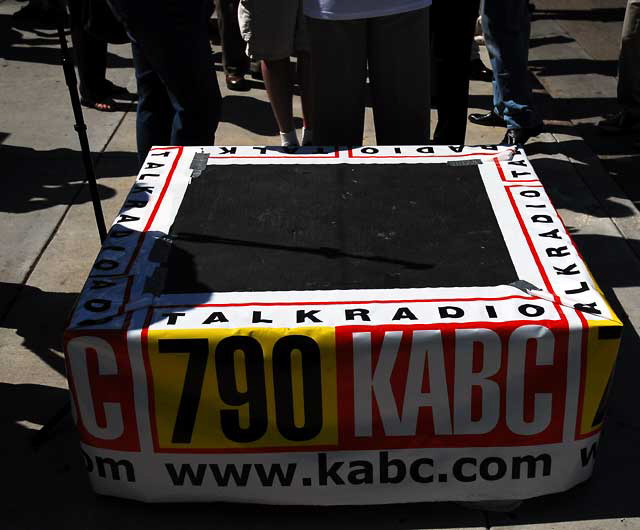 Press event in front of City Councilman Jack Weiss's West LA office on Thursday, August 7, 2008 - 822 S. Robertson Boulevard (north of Olympic Boulevard), Los Angeles