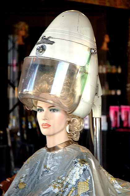 Manikin at retro beauty salon, North Cahuenga Boulevard in Hollywood 