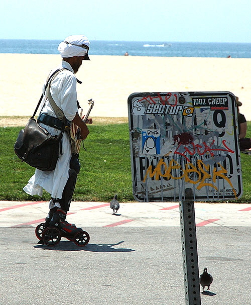 The famous turbaned roller-skating guitar player of Venice Beach 