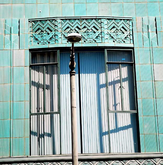 The Wiltern Theatre and Pellissier Building  Wilshire Boulevard and Western Avenue