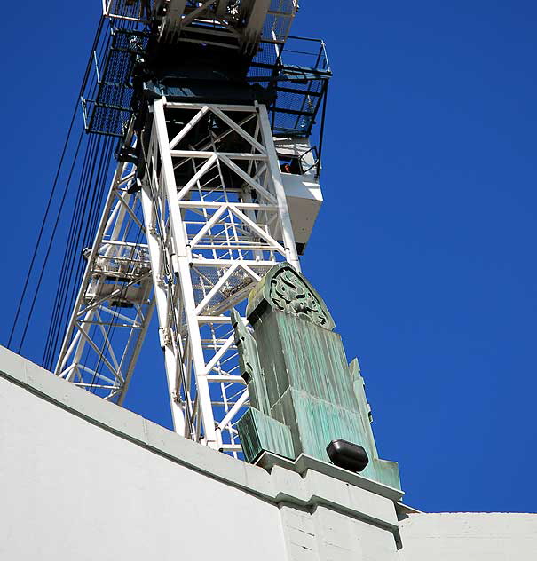 Crane over the Chinese Theater, Hollywood Boulevard