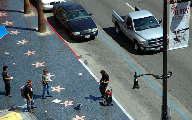The lonely and quite awful guitarist on the Hollywood Walk of Fame at the Kodak Theater