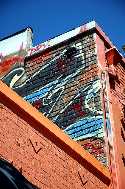 Roofscape, Melrose Avenue, Los Angeles 