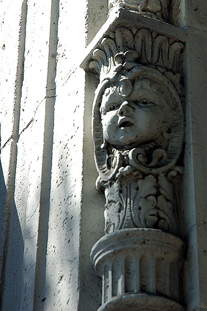 Cherub detail, Warner Pacific Theater, Hollywood Boulevard 