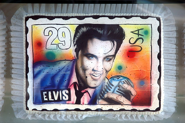"Elvis" cake in a shop window in Little Ethiopia - Fairfax Avenue, Los Angeles