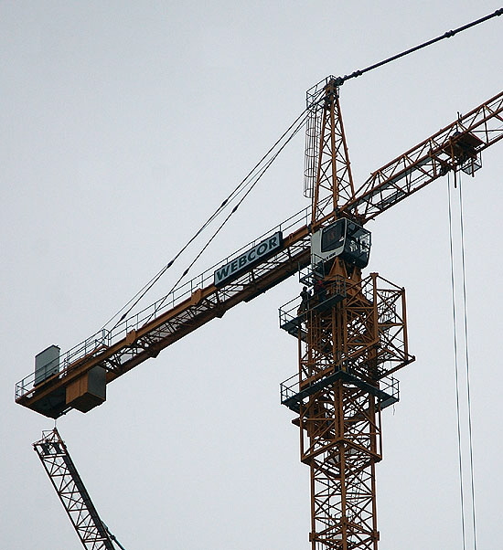 Construction behind the Taft Building, Hollywood and Vine - a crane in the fog