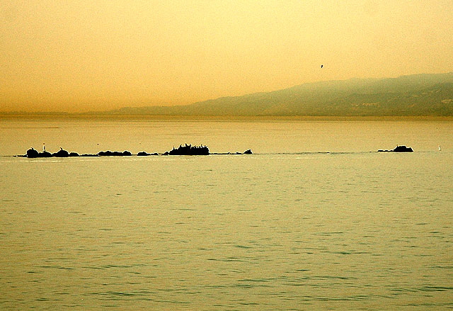 Malibu, Wednesday, October 24, 2007 - after the fires