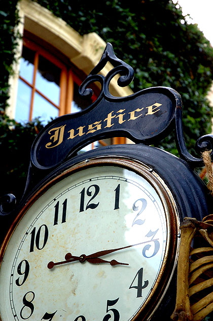 Clock at law office  Holloway, between Palm and Hancock, just of the Sunset Strip