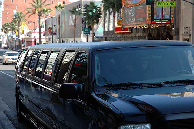 Stretch limo - Hollywood Boulevard