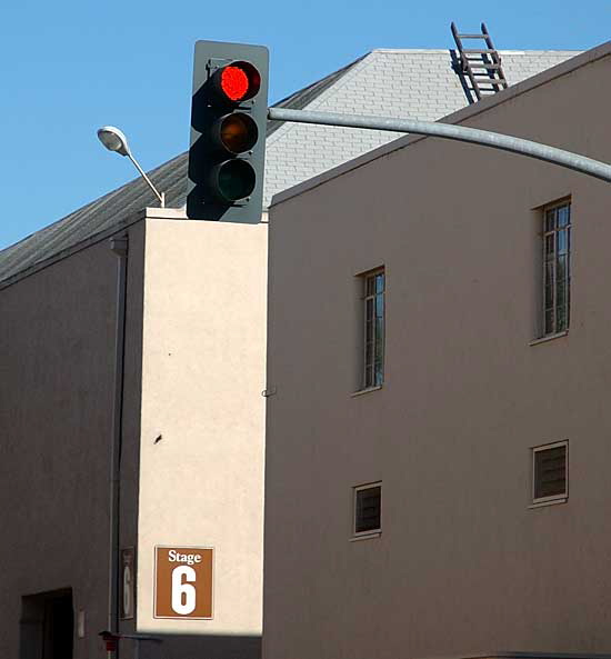 Warner Brothers' Gate 2, Burbank