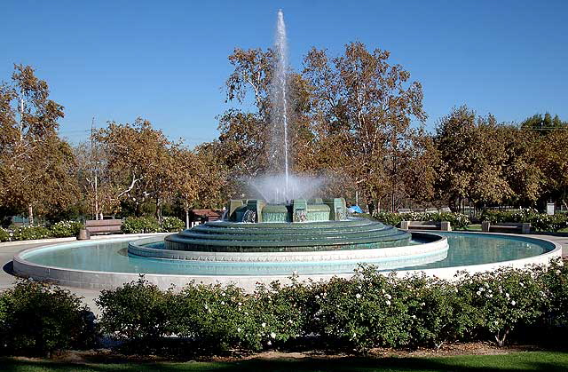 William Mulholland Memorial Fountain, Walter S. Clayberg, Designer, 1940 