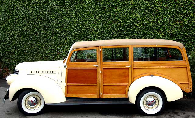1942 Chevrolet half-ton Woody with a body from Mid-States (Campbell)