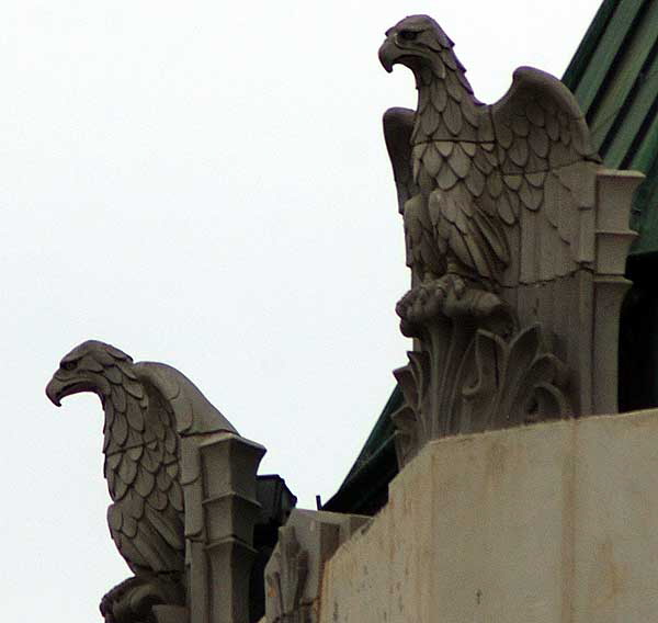 First National Bank of Hollywood  1927, Meyer and Holler, Gothic and Art Deco