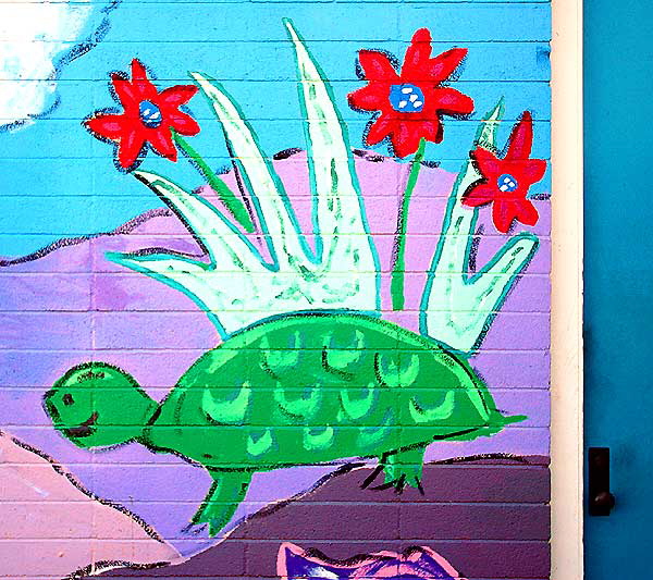 Mural at the Charnock Road Elementary School in the Palms area of Los Angeles (Charnock Avenue at Sepulveda) - April 2007