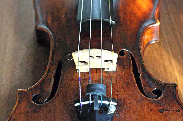 Violin made in the mid-1600s by Jacob Steiner or a student of Jacob Steiner