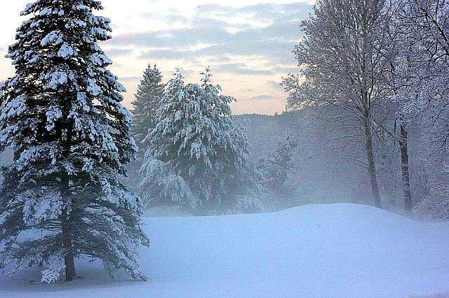 Ellenville, New York, the morning of the last day of the year, 2007