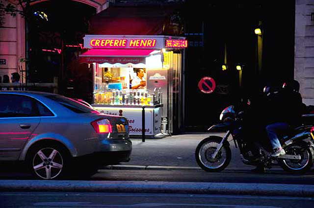 Montparnasse, Paris, Friday evening, August 15, 2008, "another neat little crpes stand"