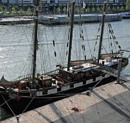 And you can see the three-masted ship tied up beside it. I figure it has overstayed its six-week visit by a couple of years. Too lazy to take down the masts I guess.