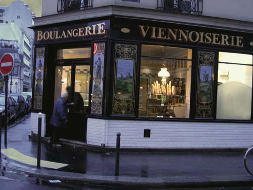 Boulangerie in the rain, Paris