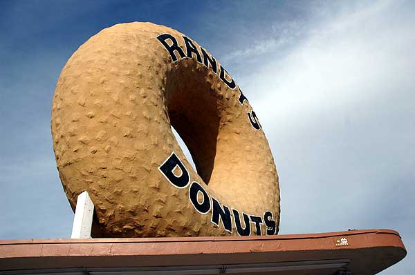 Randy's Donuts, 19 January 2006