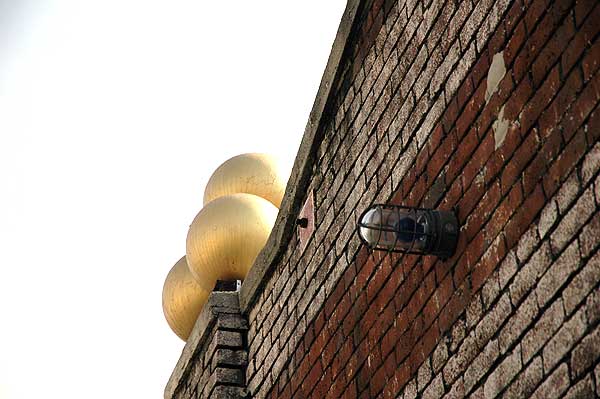 Brick Wall (with balls), Selma Avenue, Los Angeles