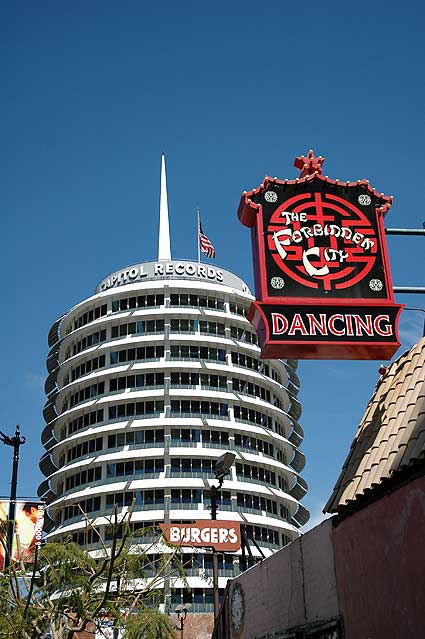 The Capitol Records Building. Hollywood 