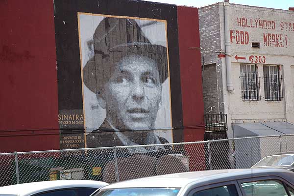 Frank Sinatra mural, Hollywood