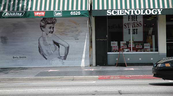 Hollywood Boulevard Details