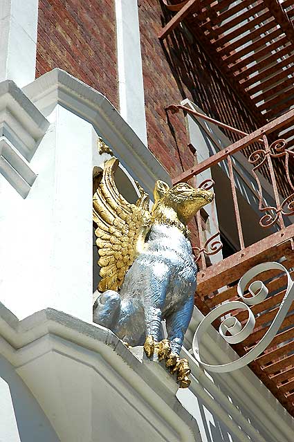 Griffin, Edmon Stone Galleries, Melrose Avenue