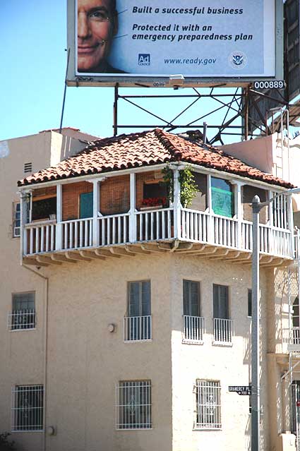 Odd apartment on Melrose Avenue, Los Angeles