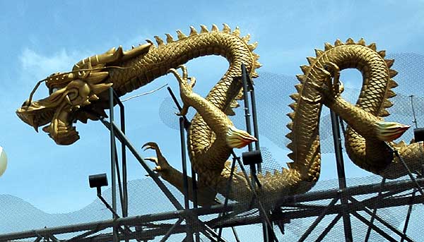 Los Angeles' Chinatown, The Dragons