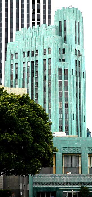 The Wiltern Theatre and Pellissier Building
