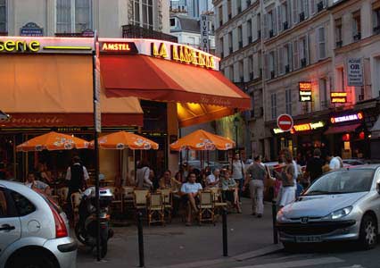 Paris waits - Saturday night before the big game -