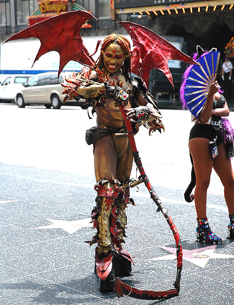 Hollywood Boulevard gargoyle 