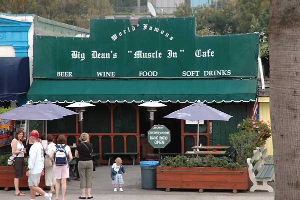 Santa Monica Municipal Pier, 1 December 2005 