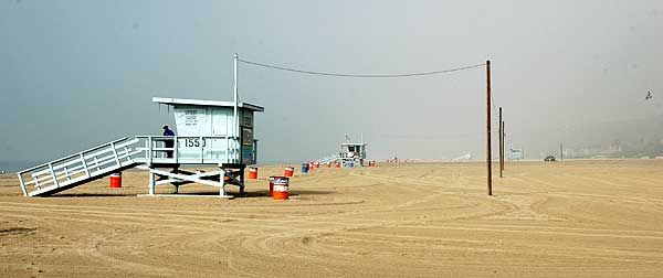 Santa Monica Municipal Pier, 1 December 2005 