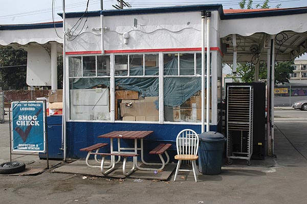 T&T Service, Sawtelle Boulevard, West Los Angeles