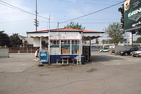 T&T Service, Sawtelle Boulevard, West Los Angeles