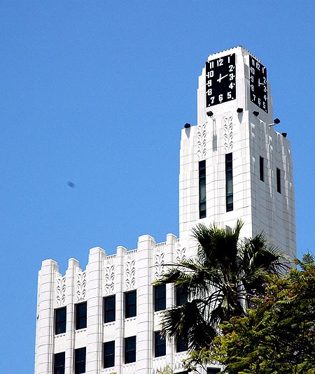 That clock in Santa Monica ...