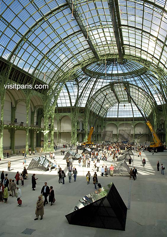 Paris: The Grand Palais, September 2005 