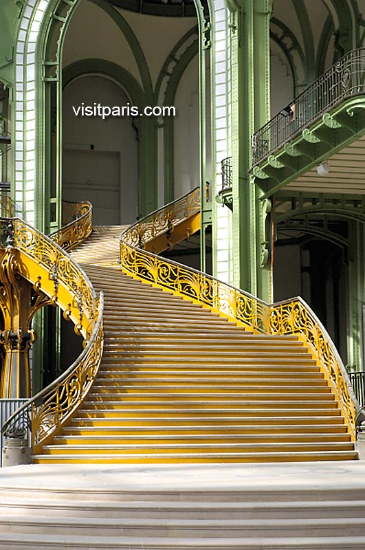 Paris: The Grand Palais, September 2005 