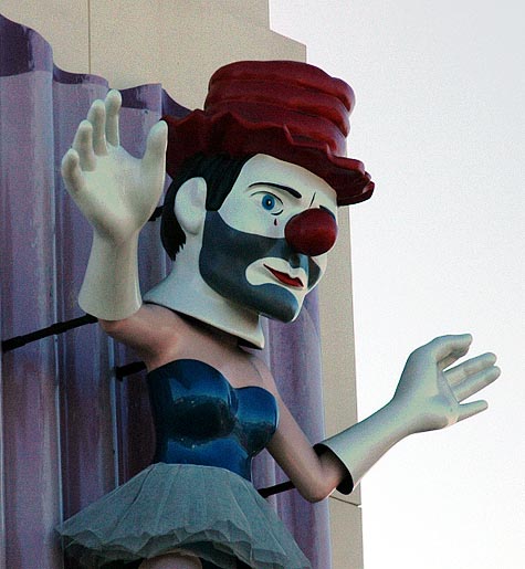 Jonathon Borofsky's "Ballerina Clown" (1989)