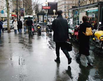 Rainy street in Paris Wednesday, 8 March 2006