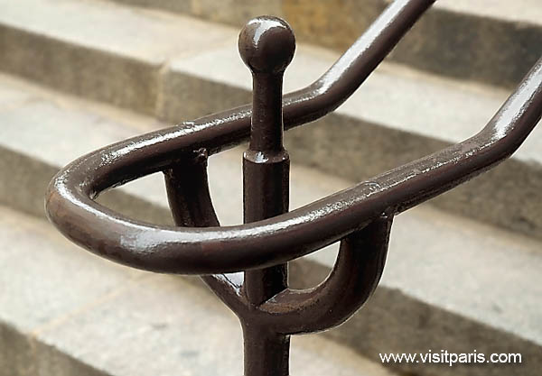 Paris railing ...