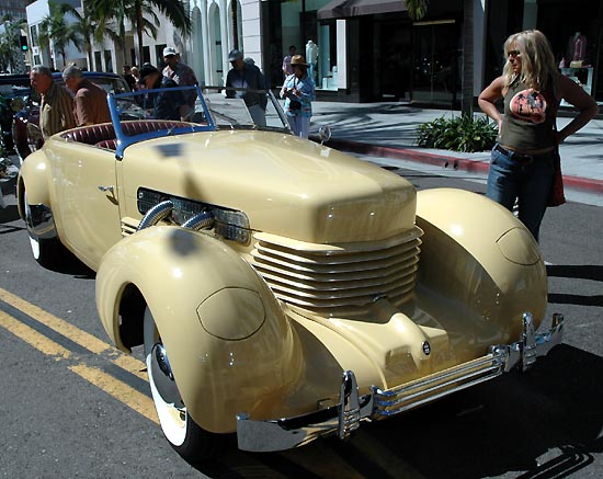 1937 Cord Phaeton 812 Convertible 